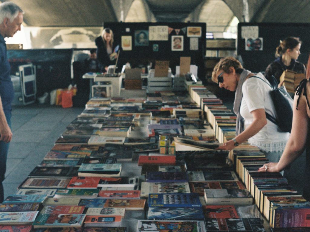 the best places to shop for book in london