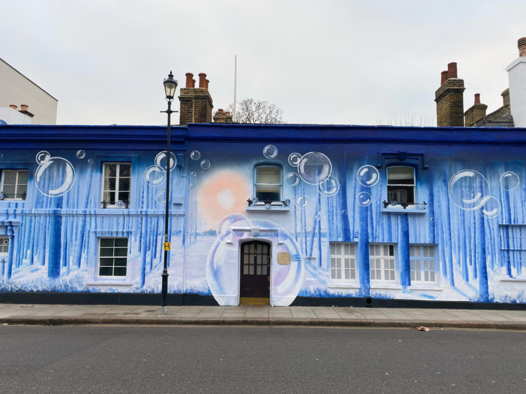 see the ever changing mural at Chelsea Arts Club