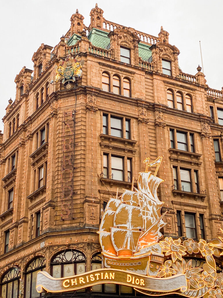 Dior's 2022 Christmas Lights at Harrods in London