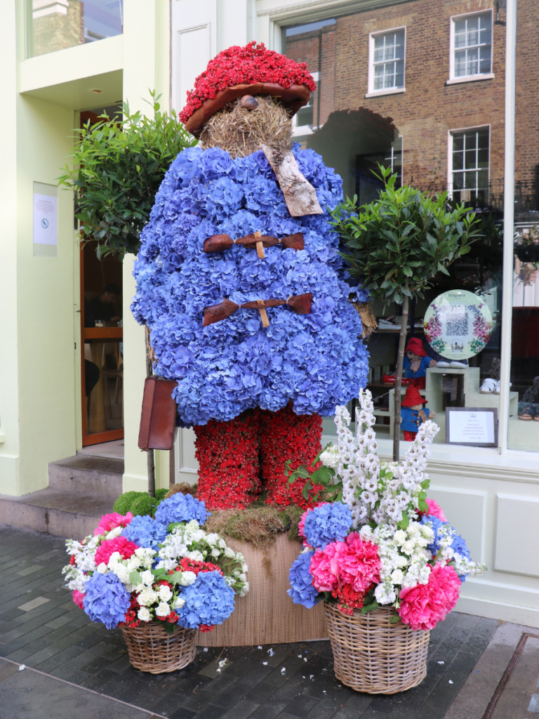 Shops in Belgravia decorate for the floral festival