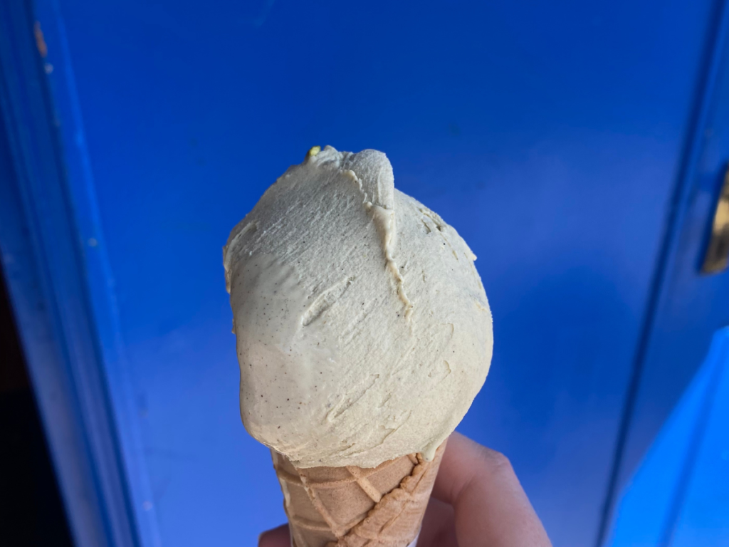 a scoop of pistachio gelato from Oddono's South Kensington