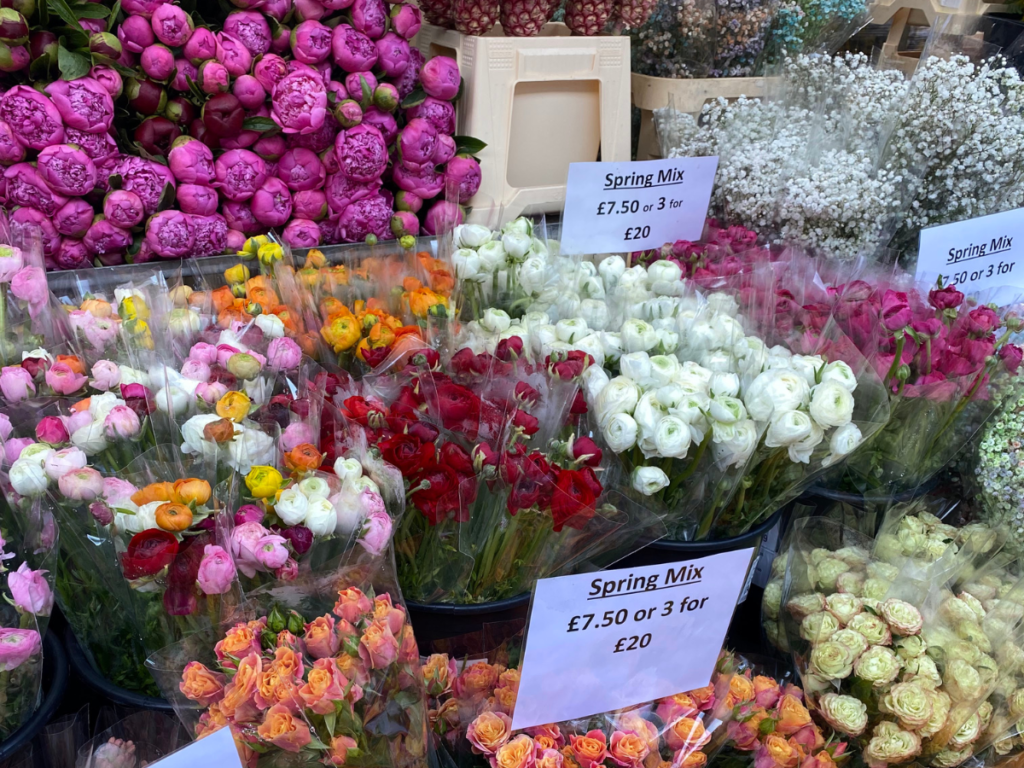 flowers at columbia road