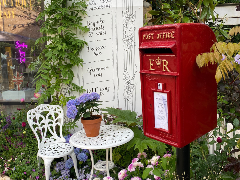 Biscuiteers in Belgravia all dressed up for the annual in Bloom competition